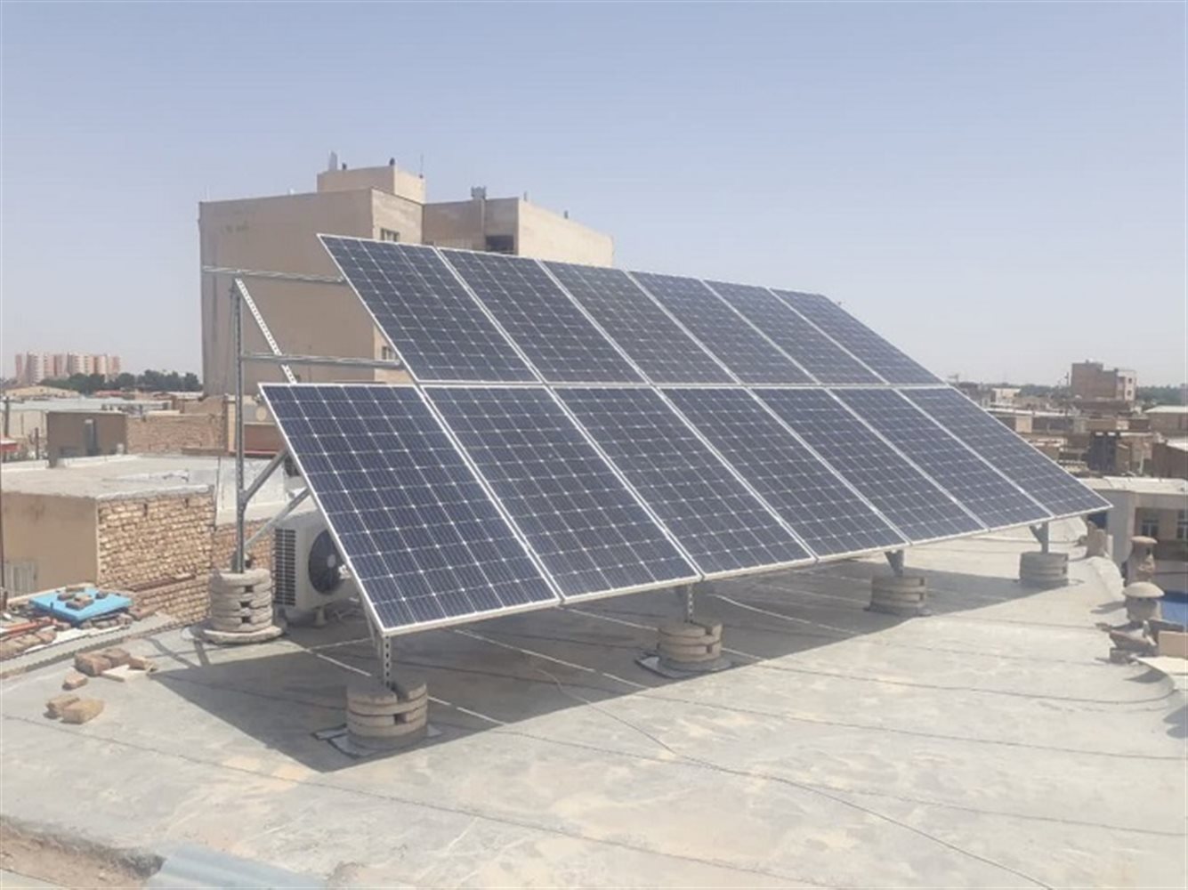 12 5 kW solar power plants in Qom province