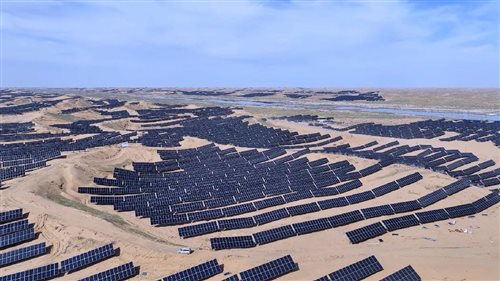 World’s largest solar plant goes online in China