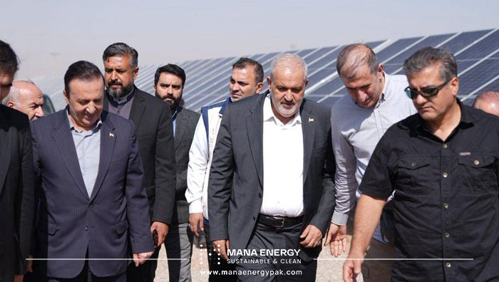 افتتاح دو نیروگاه خورشیدی در استان قزوین با حضور وزیر نیرو